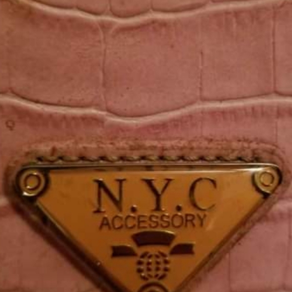 N.Y.C Accessory purse 11" x 4" - Picture 3 of 4